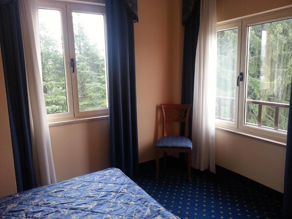 Albergo Costantini Tarcento 部屋 写真